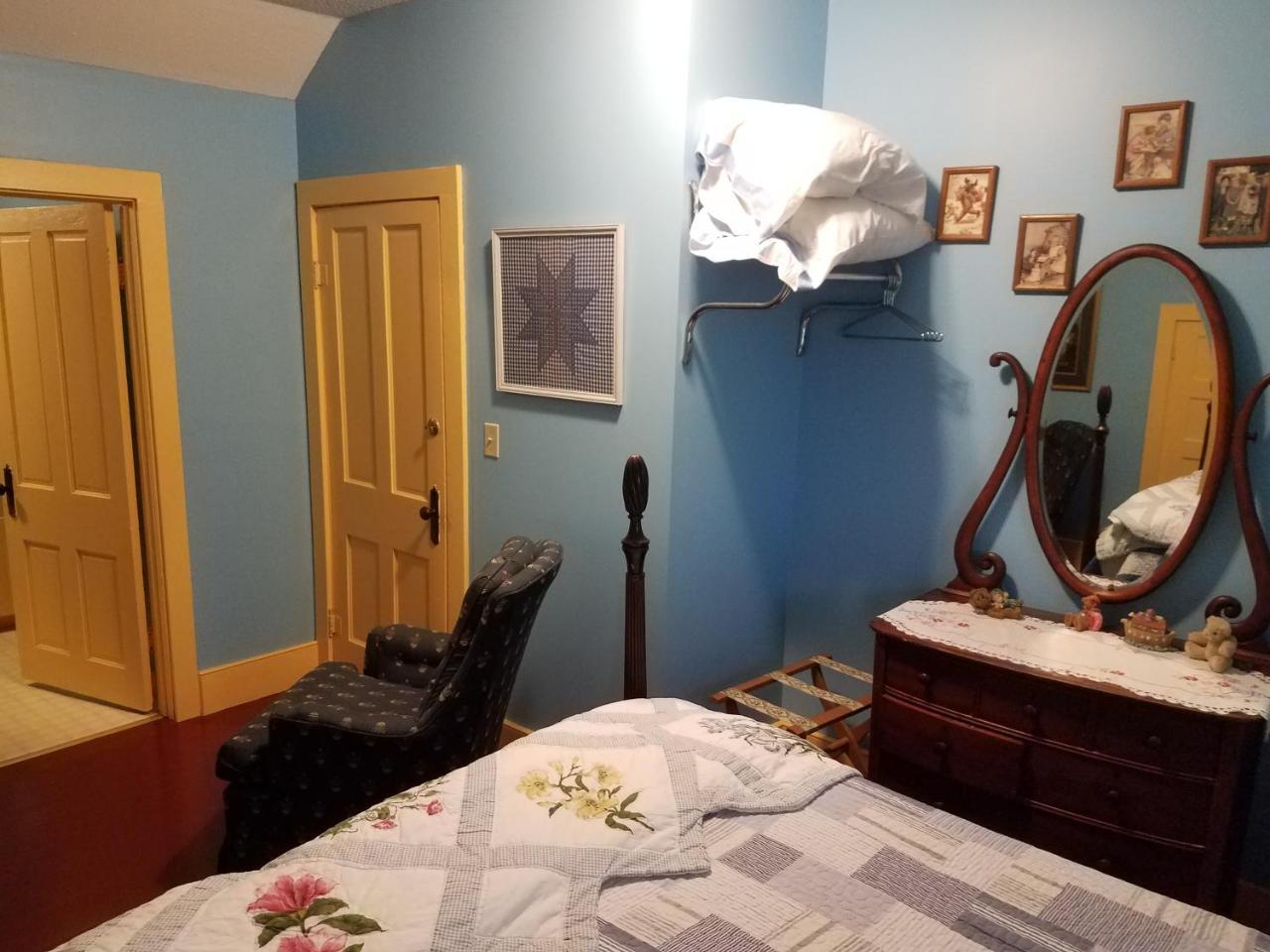 Ozark Country 3* Mountain View