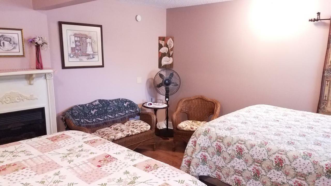Ozark Country Hotel